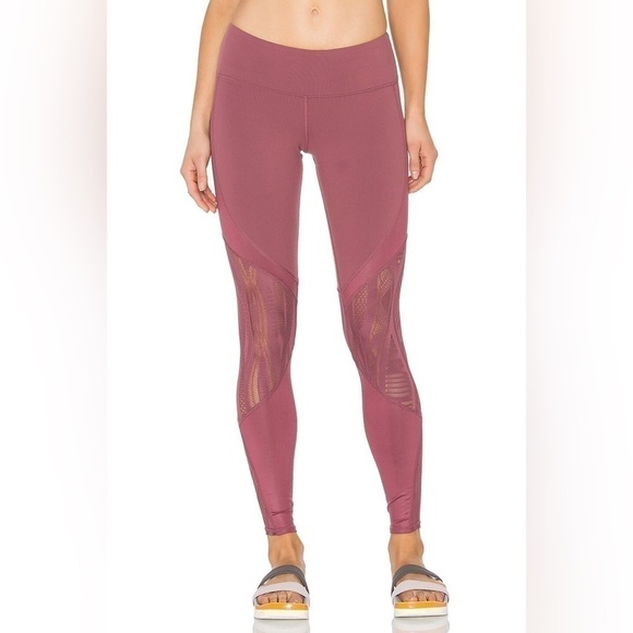 Alo Vitality Legging in Grenache size small - Picture 1 of 12